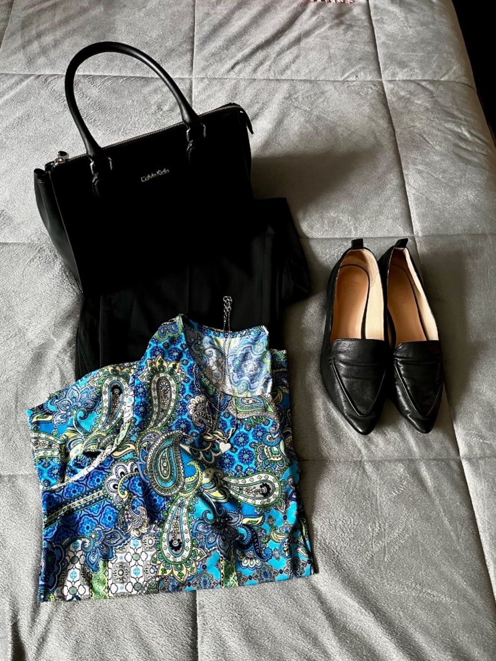 Laura Plus 3X Blue Paisley Ruffle Sleeve Blouse Tunic Top